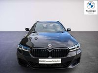 Gebraucht BMW 520 Efficient Dynamics 190 PS (139 kW) 2022 Saphirschwarz Kombi
