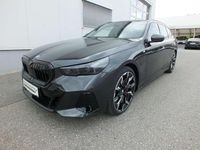 Gebraucht BMW 550e Efficient Dynamics 489 PS (359 kW) 2025 Sophistograu brillanteffekt Kombi
