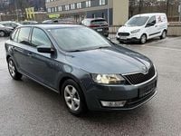 Gebraucht Skoda Rapid Elegance 105 PS (77 kW) 2014 Grau Kleinwagen