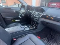 Gebraucht Mercedes E300 204 PS (150 kW) 2011 Grau Limousine