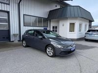 Gebraucht VW Golf Life 116 PS (85 kW) 2022 Grau Limousine