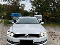 Gebraucht VW Passat Highline 150 PS (110 kW) 2018 Weiß Kombi