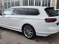 gebraucht VW Passat Variant Elegance 2,0 TDI DSG R-Line *Keyless*Sofort Kredit