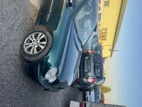 Gebraucht Mercedes 200 116 PS (85 kW) 2001 Grün Limousine