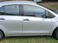 Gebraucht Toyota Yaris Luna 69 PS (50 kW) 2009 Grau Kleinwagen