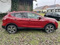 Gebraucht Nissan Qashqai N-Connecta 116 PS (85 kW) 2018 Rot SUV