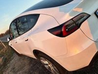 Gebraucht Tesla Model Y Long Range AWD 152 kW (208 PS) 2022 Weiß SUV