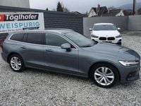Gebraucht Volvo V60 Momentum 150 PS (110 kW) 2020 Grau Kombi