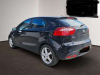 gebraucht Kia Rio 14 CRDi Silber