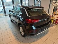 Gebraucht VW T-Roc 115 PS (84 kW) 2025 Schwarz  metallicperleffektno SUV