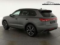 gebraucht VW Touareg 3.0 TDI 210 kW 4Motion R-Line V6 4M Black AHK...