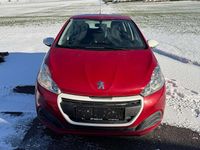 gebraucht Peugeot 208 10 - Erstbesitz jährliche Service bei