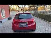 gebraucht Peugeot 208 Active 12 VTi 82