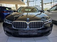 Gebraucht BMW 530e Luxury Line 292 PS (214 kW) 2024 Schwarz Kombi