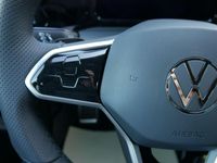 gebraucht VW Golf R-Line 1.5 eTSI EVO mHEV DSG * WINTERPAKET ACC ...