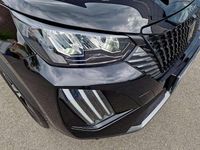 gebraucht Peugeot 2008 PureTech 100 S&S Allure 6-Gang-Manuell "Oktober...