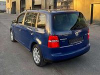 gebraucht VW Touran Highline 2,0 TDI