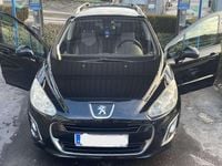 Gebraucht Peugeot 308 SW 111 PS (81 kW) 2012 Schwarz Kombi