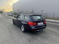 Gebraucht BMW 318 Luxury Line 143 PS (105 kW) 2012 Kombi