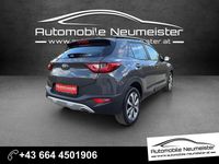 Gebraucht Kia Stonic Silver 84 PS (61 kW) 2022 Grau SUV