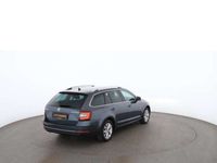 gebraucht Skoda Octavia Combi 2.0 TDI Style Aut LED AHK LEDER