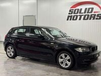 Gebraucht BMW 116 116 PS (85 kW) 2010 Schwarz Kleinwagen
