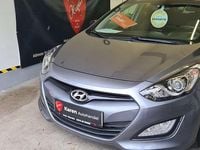 Gebraucht Hyundai i30 90 PS (66 kW) 2013 Grau Limousine