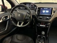 gebraucht Peugeot 2008 1,2 PureTech 110 S&S Aut. Allure