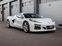 Neu Chevrolet Corvette E-Ray 651 PS (478 kW) 2025 Weiß Coupé
