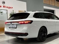 Gebraucht VW Passat R-line 193 PS (141 kW) 2025 Weiß Kombi