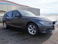 Gebraucht BMW 318 143 PS (105 kW) 2013 Grau Kombi