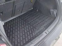 Gebraucht VW Golf VII LOUNGE 150 PS (110 kW) 2015 Schwarz Limousine