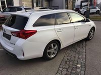 gebraucht Toyota Auris Touring Sports 18 VVT-i HSD Lounge + Skyview