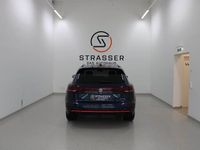 Gebraucht VW Touareg R 462 PS (339 kW) 2023 Dunkelblau  metallic SUV