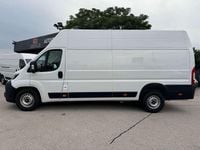 Gebraucht Fiat Ducato Basis 140 PS (102 kW) 2024 Weiß Van