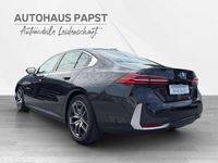 Gebraucht BMW 530 190 PS (139 kW) 2024 Grau Limousine