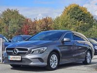 Gebraucht Mercedes CLA220 Shooting Brake 177 PS (130 kW) 2019 Grau Kombi