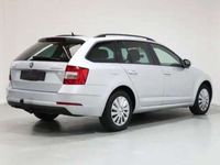 gebraucht Skoda Octavia Combi 1,6 TDI Ambition DSG *AHK*Navi*Top Zustand*