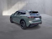 Neu VW Tiguan Sport 193 PS (141 kW) 2025 Mittelgrün metallic SUV