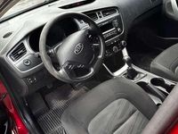 Gebraucht Kia Ceed 99 PS (72 kW) 2015 Rot Kleinwagen