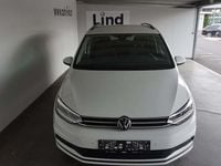 Gebraucht VW Touran Comfortline 150 PS (110 kW) 2022 Weiss  normal Van / Kleinbus