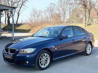 Gebraucht BMW 318 143 PS (105 kW) 2010 Blau Limousine