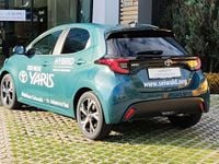 gebraucht Toyota Yaris 15 VVT-i Hybrid Active Drive+Comf+Safety