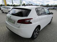 Gebraucht Peugeot 308 SW Active 131 PS (96 kW) 2018 Weiss  normal Kombi