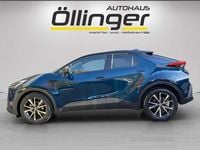 Neu Toyota C-HR Active 98 PS (72 kW) 2025 Blau SUV