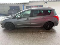 Gebraucht Peugeot 308 Premium 111 PS (81 kW) 2011 Grau Kombi