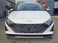 gebraucht Hyundai i20 Wave Wave*Navi*PDC*Cam*Shzg*Lhzg*16Zoll*VCockpit