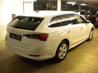 gebraucht Skoda Octavia Combi 4x4 Style TDI DSG