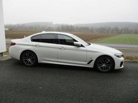 Gebraucht BMW 518 M Sport 150 PS (110 kW) 2021 Weiß Limousine