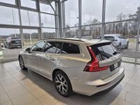 Gebraucht Volvo V60 Core 197 PS (144 kW) 2025 Silber Kombi